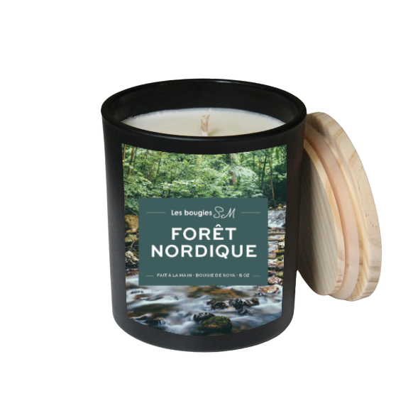 Bougie Forêt Nordique – Boisée & vivifiante foret nordique ,bougiessm , cire de soja ,nordic , forest , winter ,foret , candle , soya wax , fait a la main , 