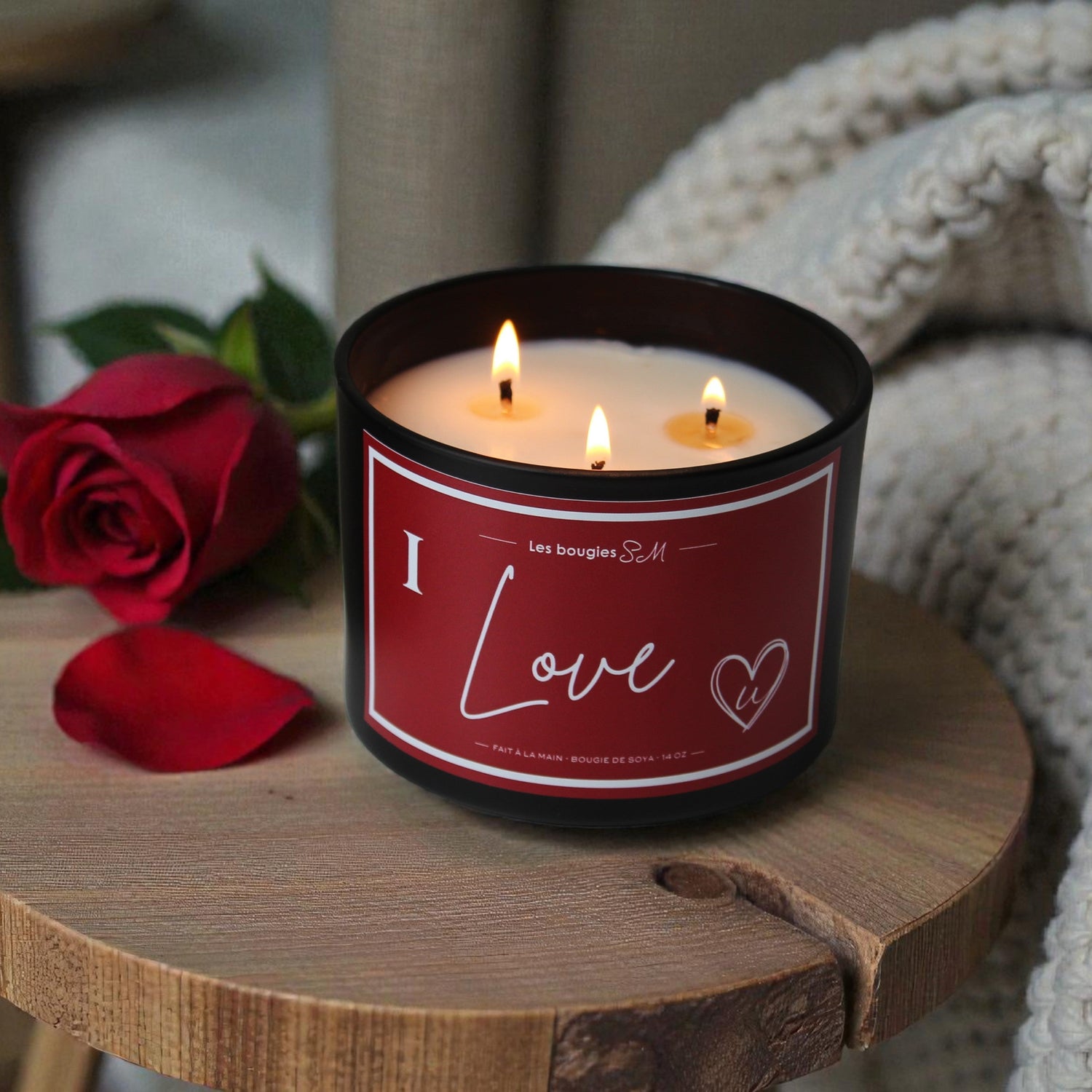 valentine

valentin day

St-valentin

soja

soirée romantique

sensualité

saint valentin

romantique

richesse

pétale de rose

parfum envoûtant

parfum doux

odeur

i love you

i love u

i love

fraicheur

fragrance

doux moment

doux

douce détente

crème de pétales

chandelle

candle

cadeau st valentin

Bougies SM

bougie sm

bougie

bois de miel

arômes

8 oz

3 meche

14 oz